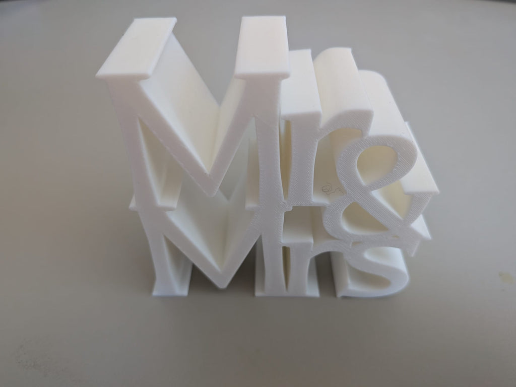 Mr & Mrs 3D printed sign, top-down view showing letter construction